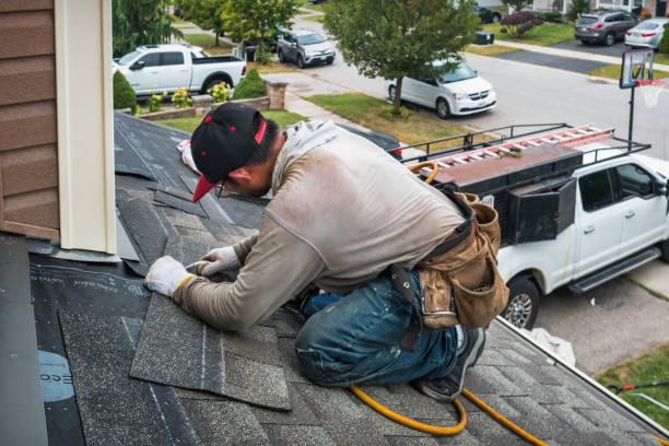 Professional Gutter Installation technician working in Geneva, IL